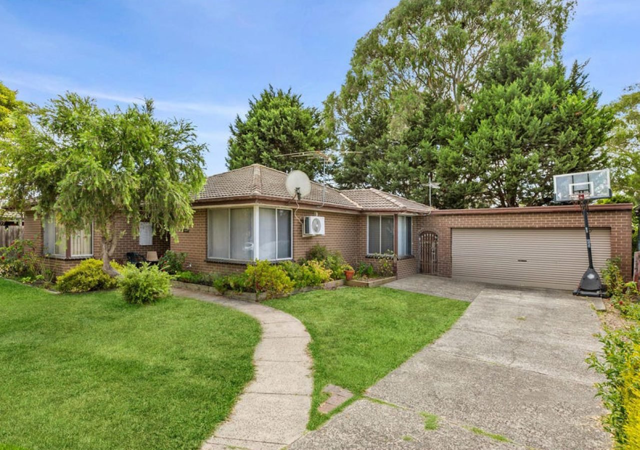 48 Green Valley Cres